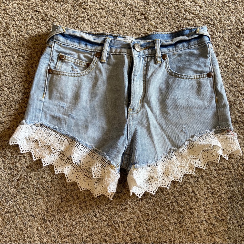 Free People Denim Jean Shorts Crotchet Lace Trim Size 24
